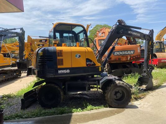 Χαμηλή τιμή μάρκα Excavator Wheel Hyundai 60 Digger 6 Ton Χρησιμοποιούμενος Excavator