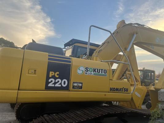 Μέγας εκσκαφέας Komatsu PC220, για εργοταξιακές κατασκευές, ειδικός εξοπλισμός για χωματουργικές εργασίες